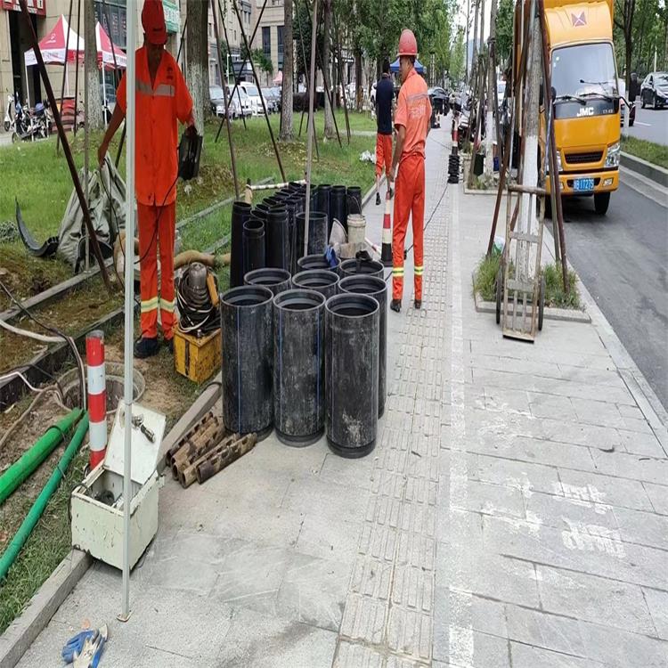 万荣管道短管置换修复