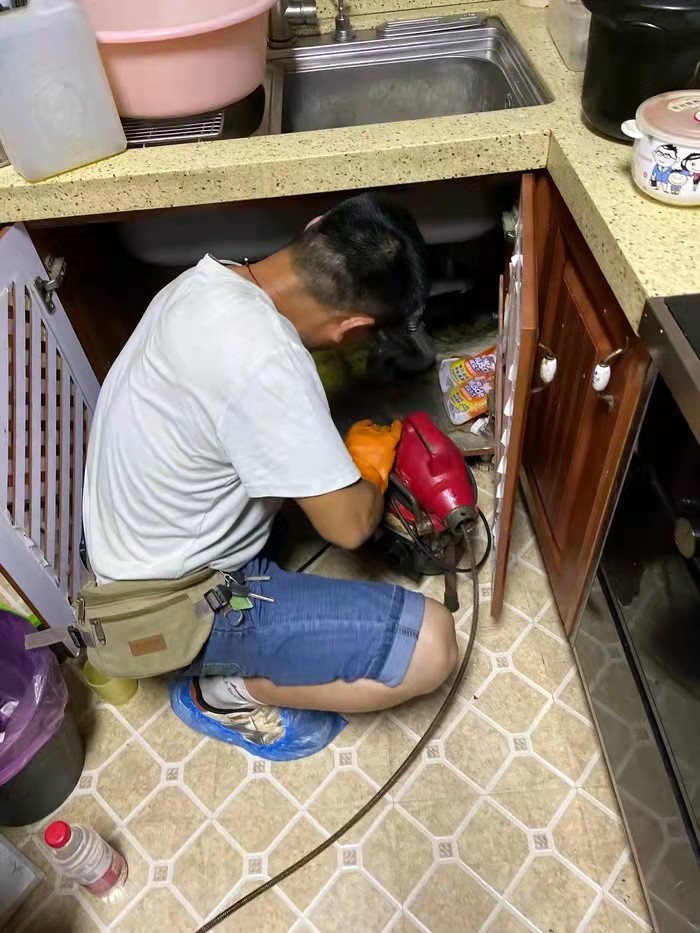 万荣通下水道